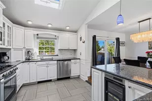 105 Sequams Ln E, West Islip, NY 11795 - Photo 12