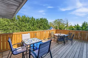 105 Sequams Ln E, West Islip, NY 11795 - Photo 38
