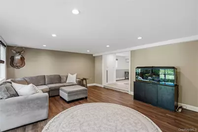 105 Sequams Lane E, West Islip, NY 11795 - Photo 22