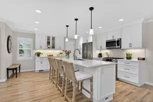 4 Parkridge Ct, Huntington, NY 11743 - Photo 6