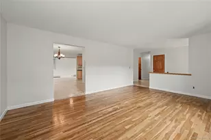 568 Manville Rd, Pleasantville, NY 10570 - Photo 6