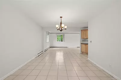 568 Manville Road #Upper R, Pleasantville, NY 10570 - Photo 8