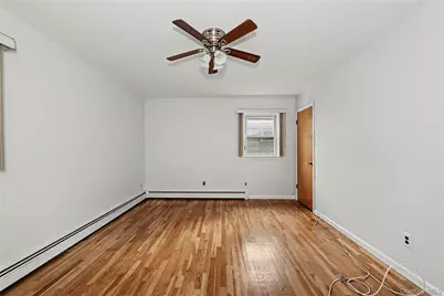 568 Manville Road #Upper R, Pleasantville, NY 10570 - Photo 20