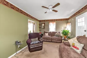 244 Rolling St, Malverne, NY 11565 - Photo 6