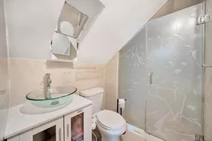 244-15 85th Rd, Bellerose, NY 11426 - Photo 20