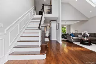 144 Cranberry Ct, Melville, NY 11747 - Photo 2