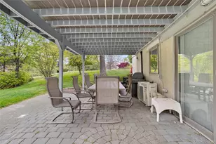 28 Lakeview Dr, Yorktown Heights, NY 10598 - Photo 8