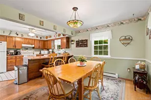 228 W Mombasha Rd, Monroe, NY 10950 - Photo 10