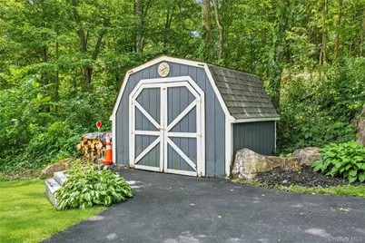228 W Mombasha Road, Monroe, NY 10950 - Photo 44