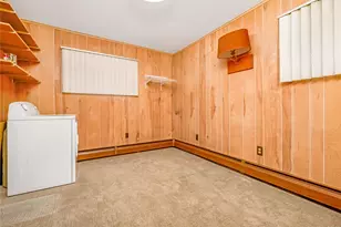 20 Flagstone Ln, Westbury, NY 11590 - Photo 24