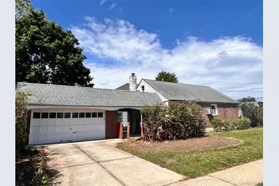 265 Euston Road S, Garden City South, NY 11530 - Photo 2