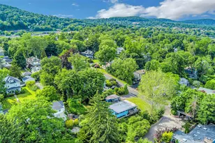 8 Edgewater Ln, Nyack, NY 10960 - Photo 42