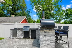 28 Weiner St, New York, NY 10309 - Photo 18