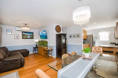 28 Weiner Street, New York, NY 10309 - Photo 10