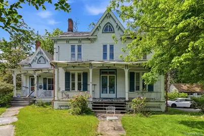 215 Main Street, Cold Spring Harbor, NY 11724 - Photo 2