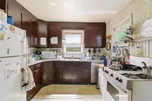 215 Main St, Cold Spring Harbor, NY 11724 - Photo 14