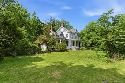 215 Main Street, Cold Spring Harbor, NY 11724 - Photo 4