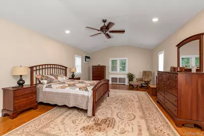 2 Inwood Road, Glen Cove, NY 11542 - Photo 20