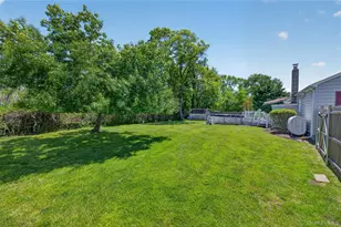203 Lyman Rd, Patchogue, NY 11772 - Photo 16