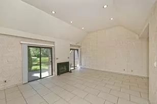 161 Southgate Dr, Massapequa Park, NY 11762 - Photo 6