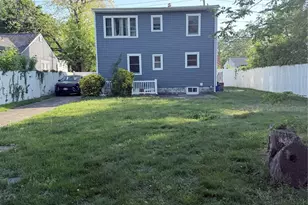 43 Bethpage Rd, Copiague, NY 11726 - Photo 2