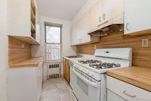 105-24 67th Ave, Forest Hills, NY 11375 - Photo 10