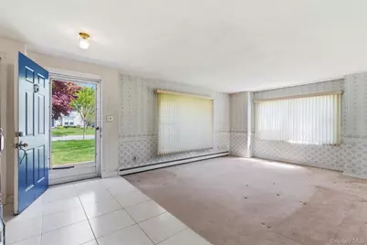 2 Barrett Court, Nesconset, NY 11767 - Photo 4