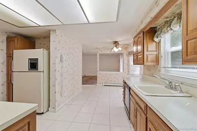 2 Barrett Court, Nesconset, NY 11767 - Photo 10