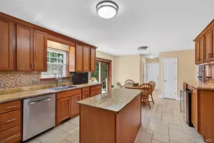 22 Hampton Pl, Cornwall, NY 12518 - Photo 6