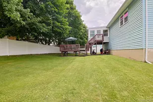 105 Bodle Cir, Maybrook, NY 12543 - Photo 8