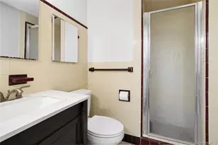 63-163A Alderton St, Rego Park, NY 11374 - Photo 30