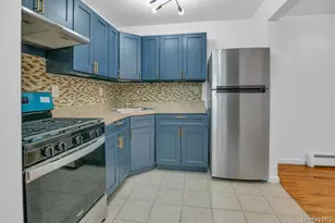 523 E 148th St, Bronx, NY 10455 - Photo 8