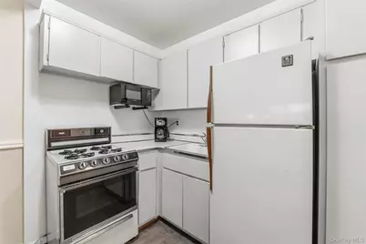 2221 Palmer Avenue #3P, New Rochelle, NY 10801 - Photo 12