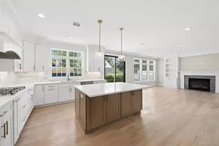 1750 Henry Rd, Merrick, NY 11566 - Photo 14