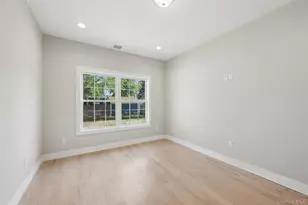 1750 Henry Rd, Merrick, NY 11566 - Photo 24