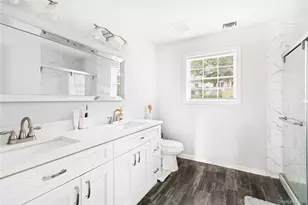 24 Belmont Rd, Sound Beach, NY 11789 - Photo 14