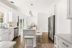 24 Belmont Rd, Sound Beach, NY 11789 - Photo 6