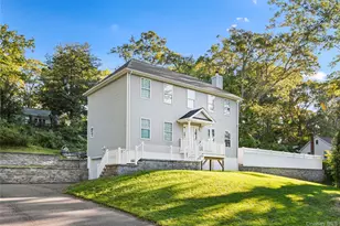 24 Belmont Rd, Sound Beach, NY 11789 - Photo 2