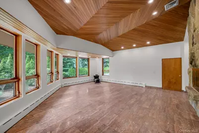 17 Forest Drive, Sands Point, NY 11050 - Photo 16