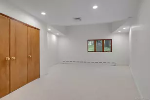 17 Forest Dr, Sands Point, NY 11050 - Photo 26