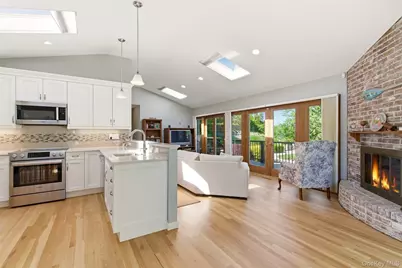 54 Westview Road, Northport, NY 11768 - Photo 6