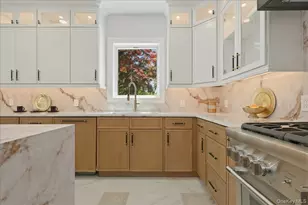 72 Haypath Rd, Bethpage, NY 11714 - Photo 14