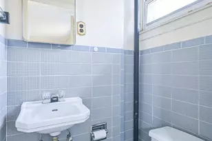 65-31 171st St, Fresh Meadows, NY 11365 - Photo 16
