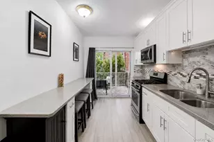2876 Harrington Ave, Bronx, NY 10461 - Photo 8
