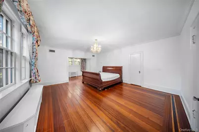 6954 Dartmouth Street, Forest Hills, NY 11375 - Photo 14