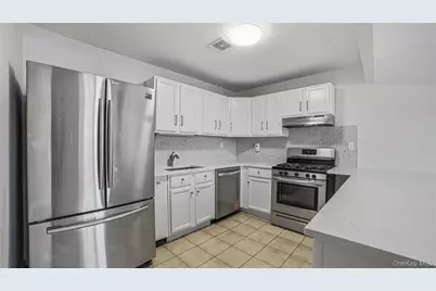 2011 Colonial Avenue, Bronx, NY 10461 - Photo 6