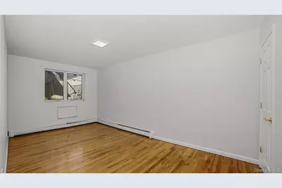 2011 Colonial Avenue, Bronx, NY 10461 - Photo 8