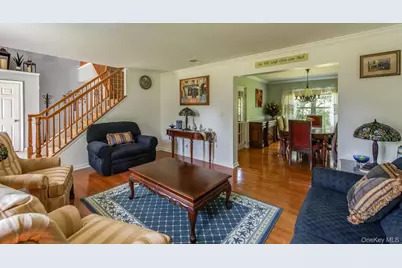 65 Marges Way, Hopewell Junction, NY 12533 - Photo 8