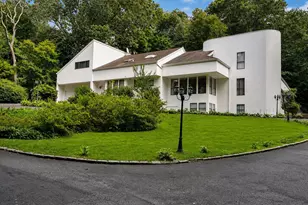 4 Stoneridge Ct, Syosset, NY 11791 - Photo 38
