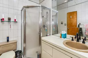 4 Stoneridge Ct, Syosset, NY 11791 - Photo 22